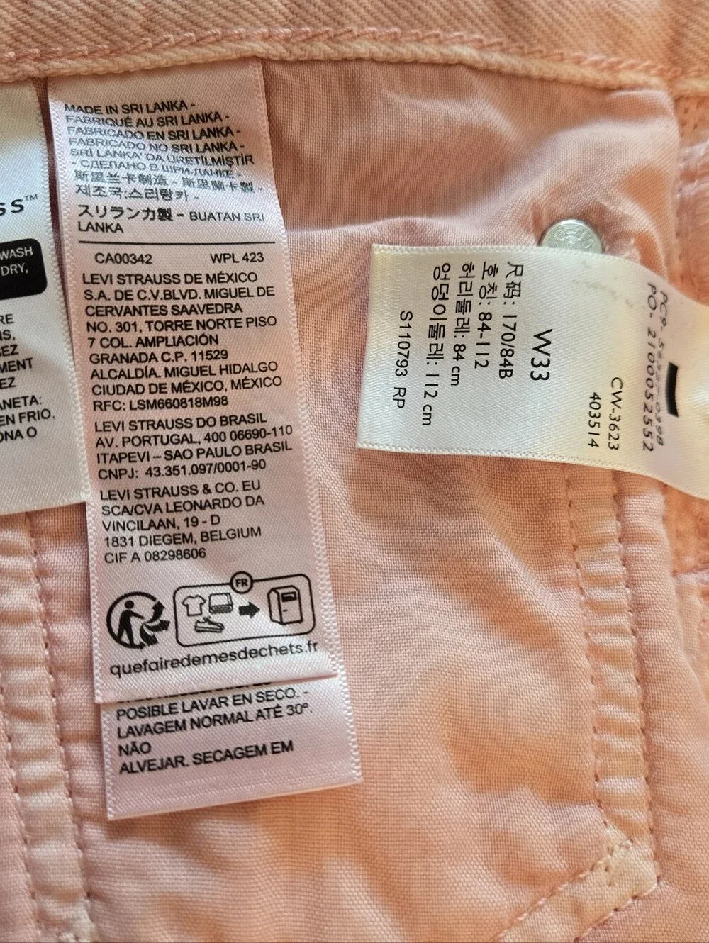 Levi's 501 Peach Pink Denim Jean Cutoff Shorts Women W33  High Rise  Frayed Hem